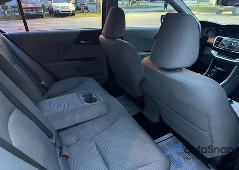 2014 Honda Accord Lx z USA, uszkodzony, nr VIN 1HGCR2F33EA294819